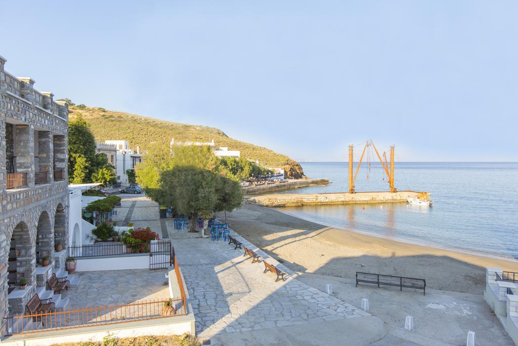 Moutsouna Beach Kültér fotó